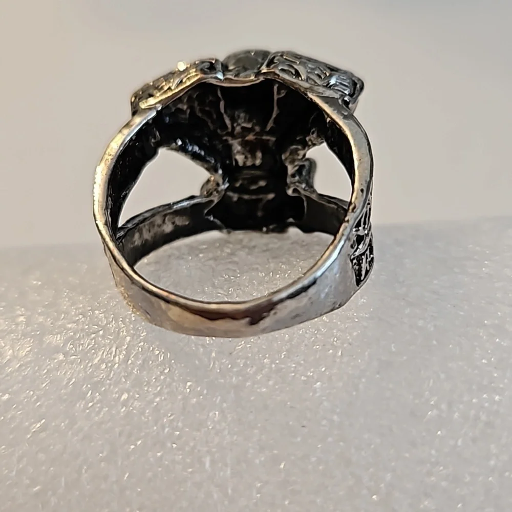 KNUCKLEHEAD & SKULL Stainless Steel Size 11 Silvertone Ring 